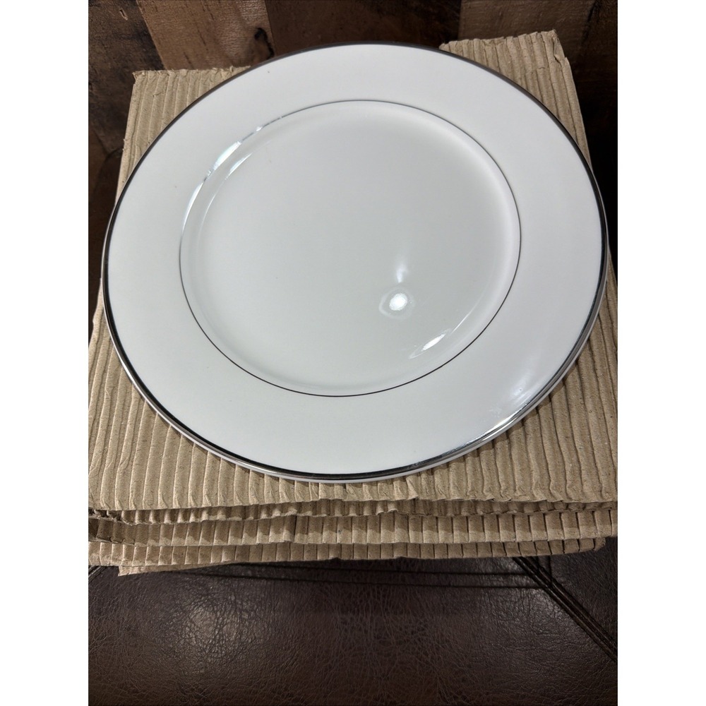 Towle Fine China Dinner Plates 10.5" Elegant White Silver Trim NEW Set of 4